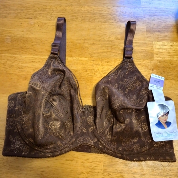 Delta Burke Other - Delta Burke Brown Satin Bra with Adjustable Straps‎